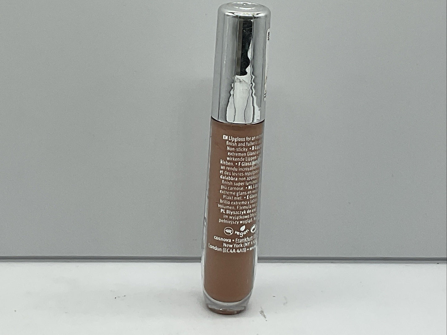 Essence Extreme Shine Volume Lip Gloss Color - 11 Power Of Nude