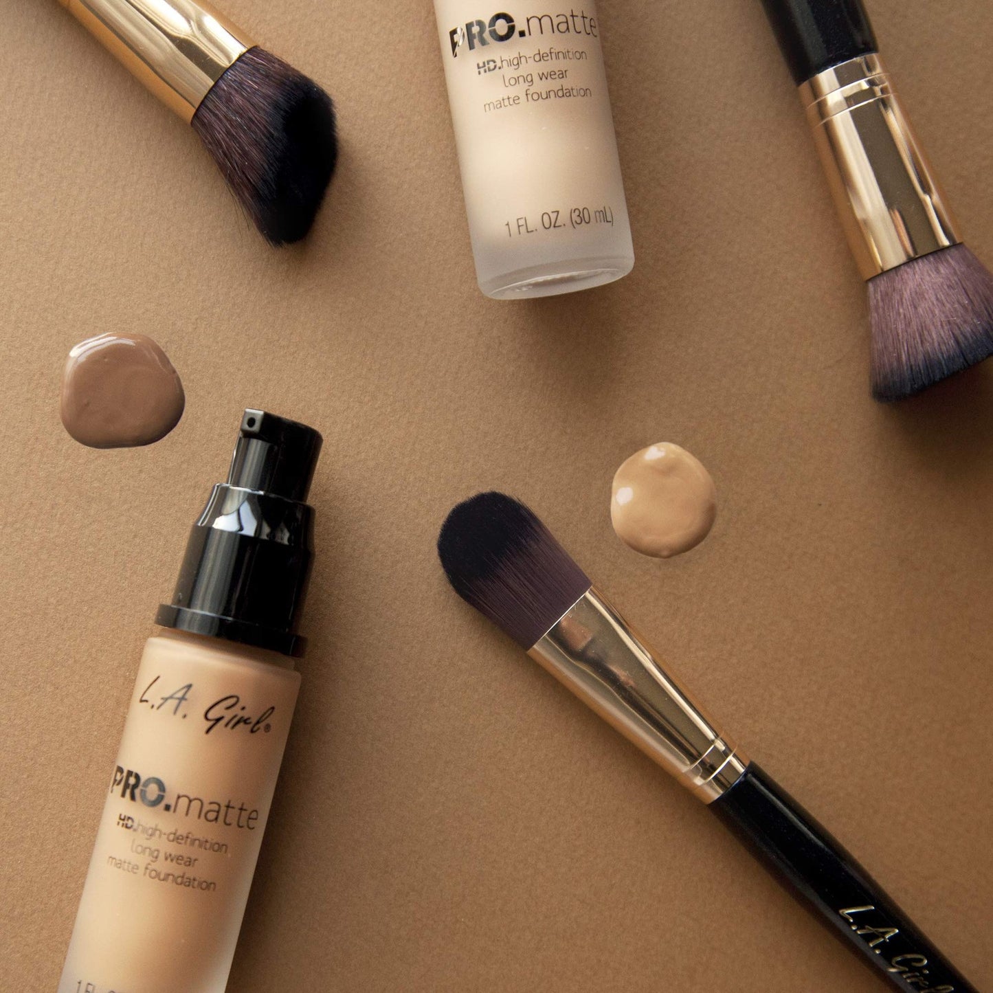 L.A. Girl PRO.Matte Foundation - Warm Sienna GLM679