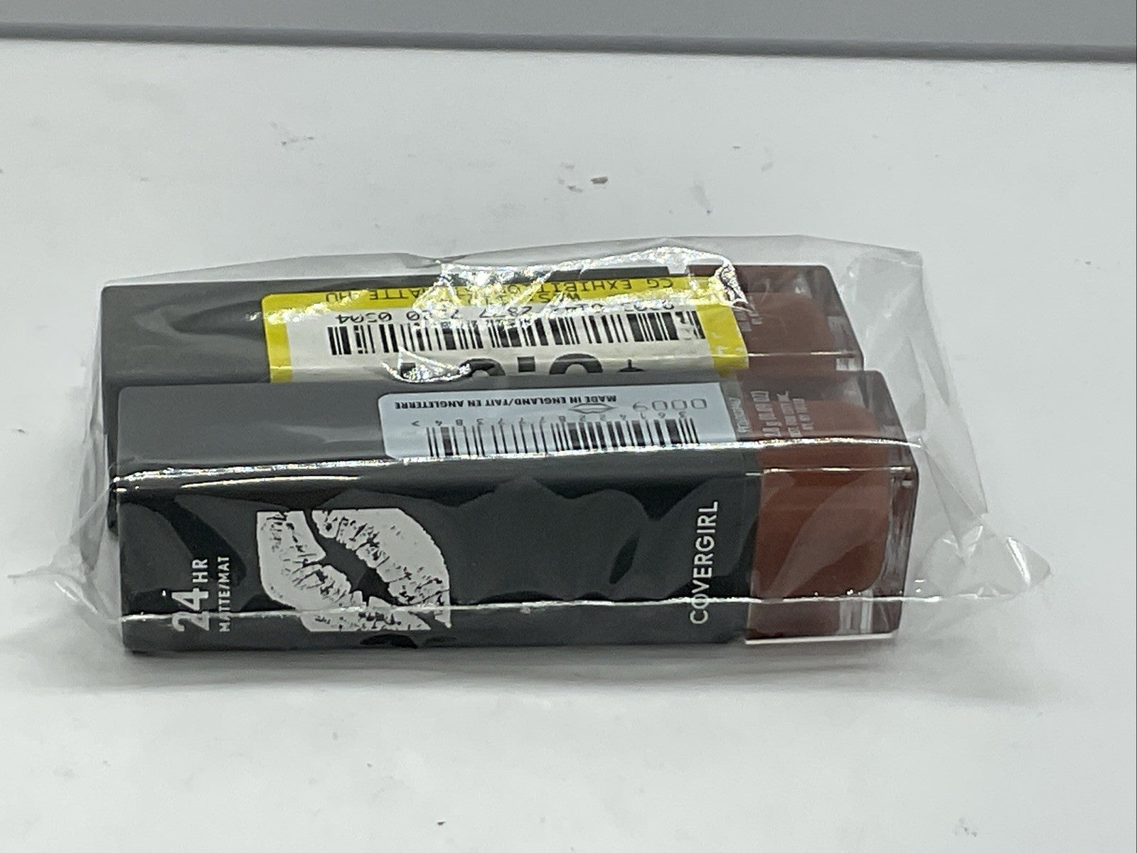 2 PACK - Covergirl Exhibitionist Ultra Matte Lipstick - 610 Hustler
