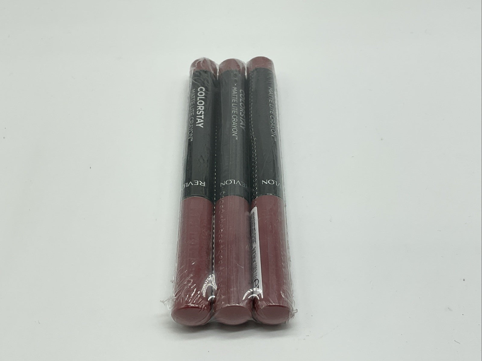 3 PACK - Revlon Colorstay Matte Lite Crayon 0.049 oz - 004 Take Flight