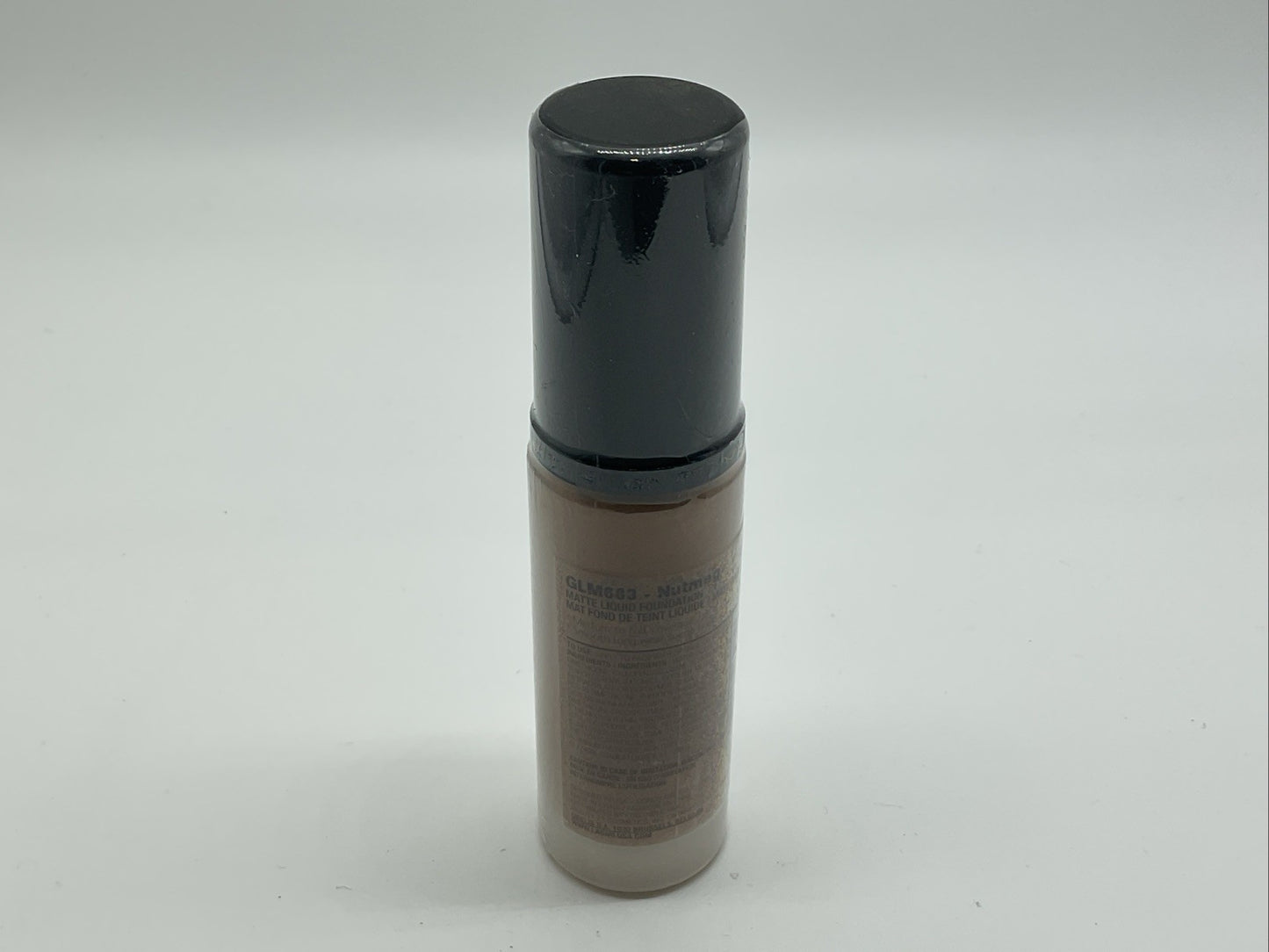LA Girls Pro Matte High Definition Long Wear Liquid Foundation 1oz - Nutmeg