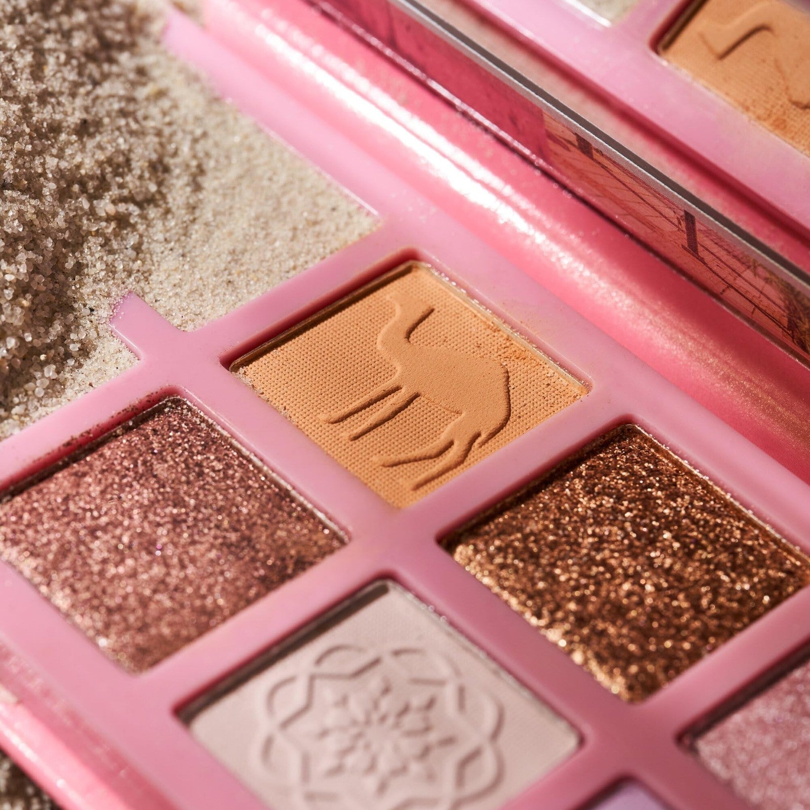 essence Welcome to Marrakesh 12 Pan Eyeshadow Palette 13.2g