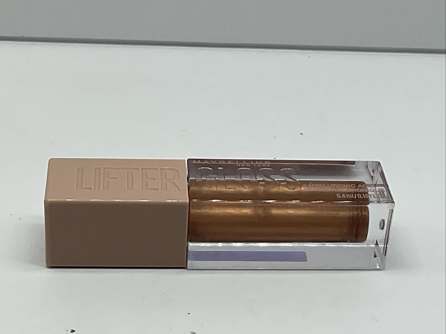 Maybelline Lifter Gloss, Hydrating Lip Gloss with Hyaluronic Acid, Gold 019