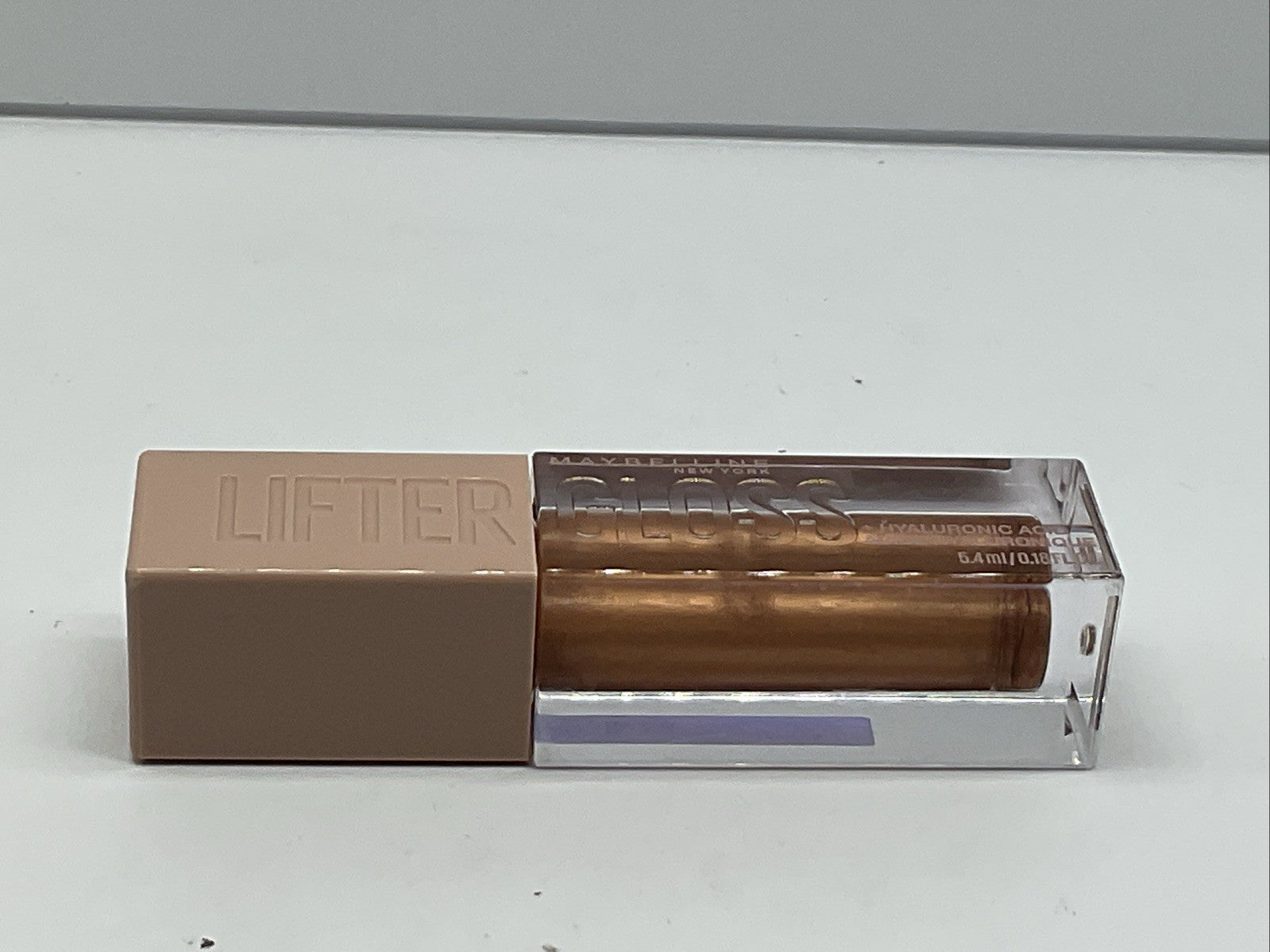 Maybelline Lifter Gloss, Hydrating Lip Gloss with Hyaluronic Acid, Gold 019