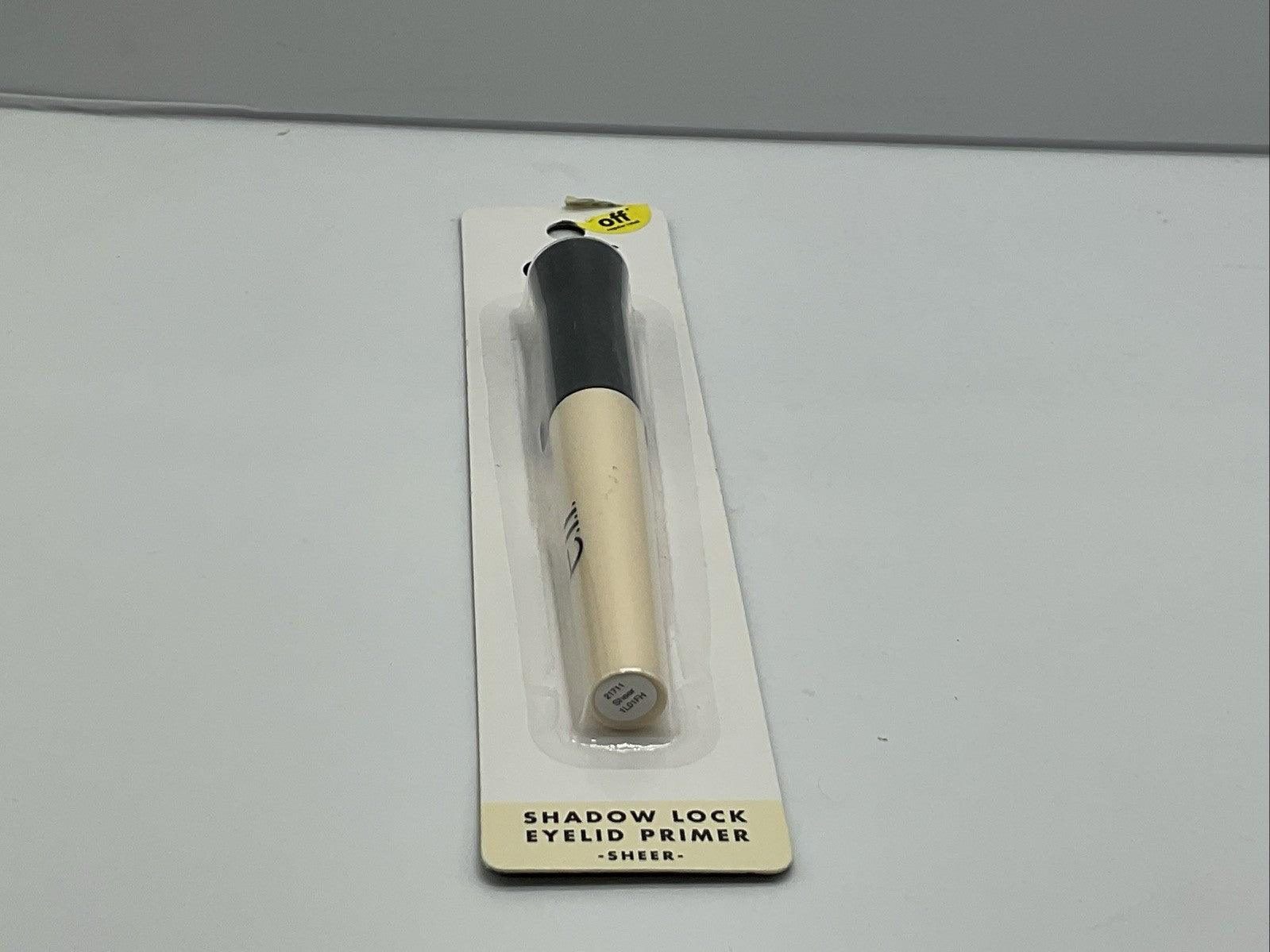 e.l.f. Shadow Lock Eyelid Primer - Sheer (21711)
