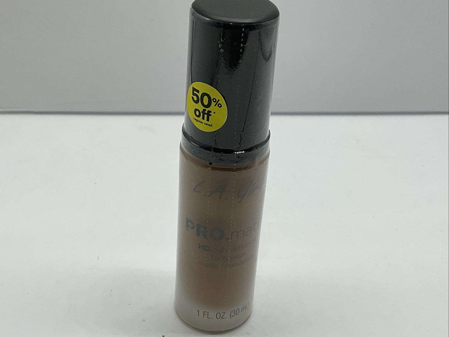 LA Girl PRO Matte HD Matte Foundation 1 Oz - GLM683 Nutmeg
