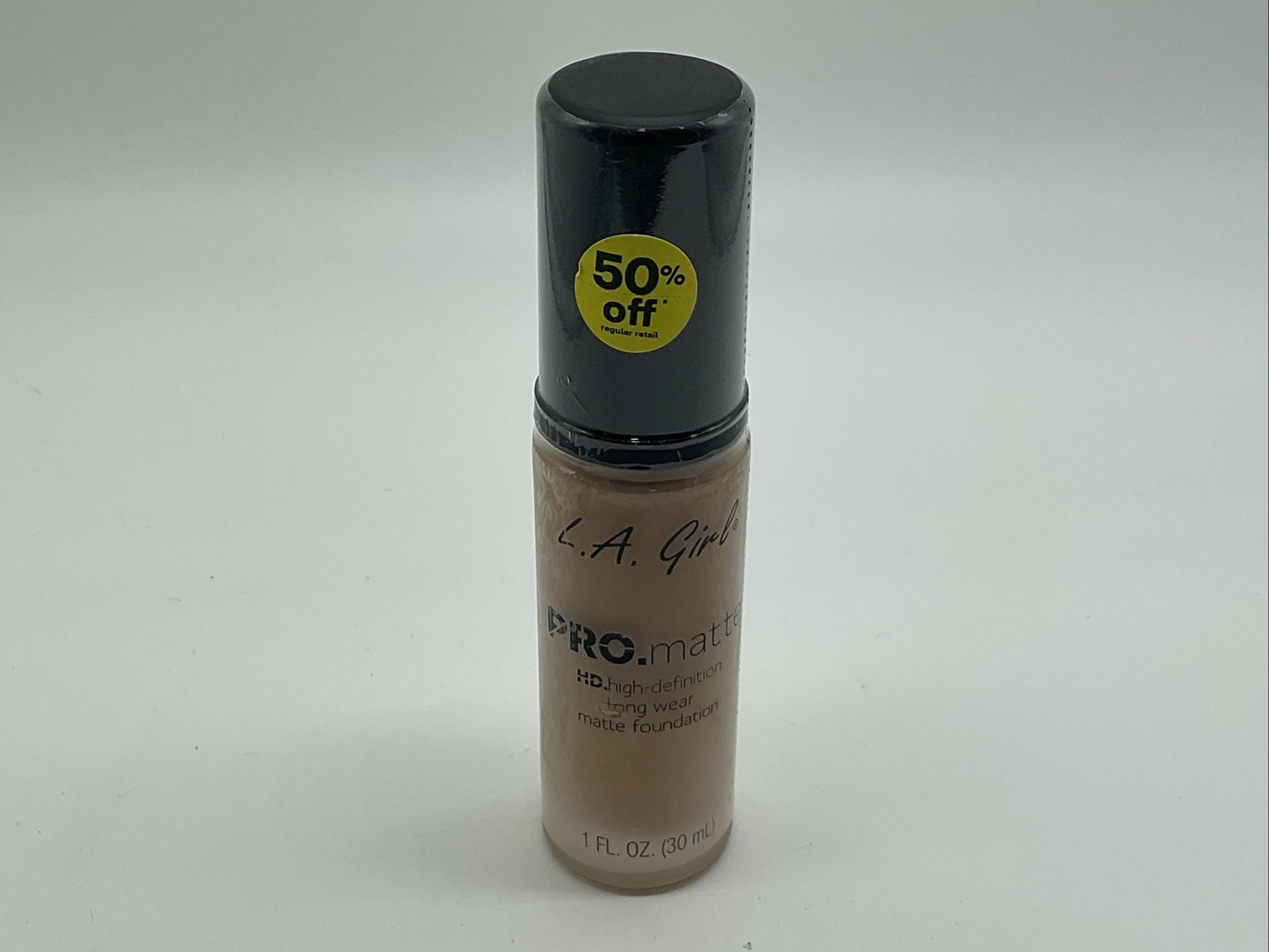 L.A. Girl PRO.Matte Foundation - GLM679 Warm Sienna