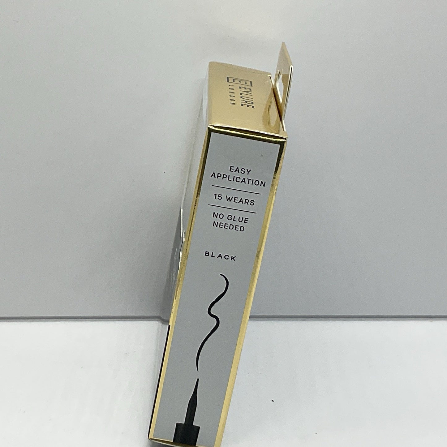 Eylure London ProMagnetic Eye Liner And Faux Mink Dramatic Lash System