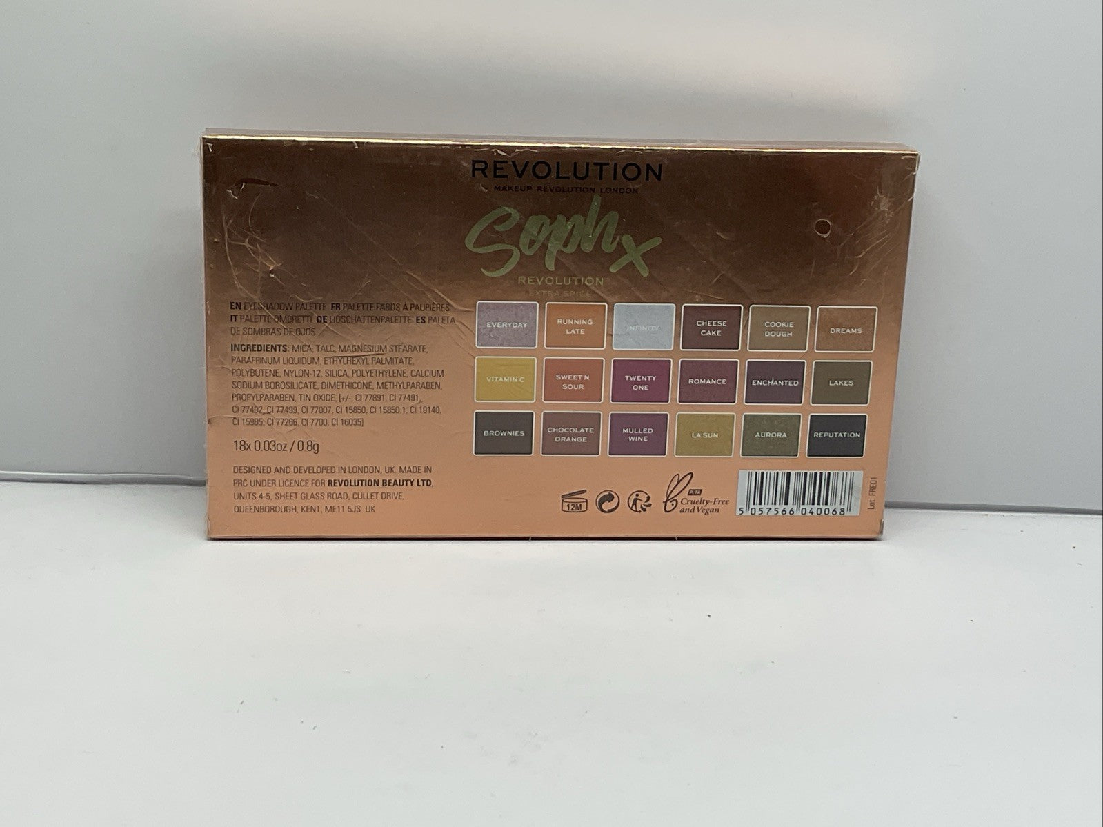 MAKEUP REVOLUTION 'X Soph Extra Spice' Matte & Shimmer Eyeshadow Palette