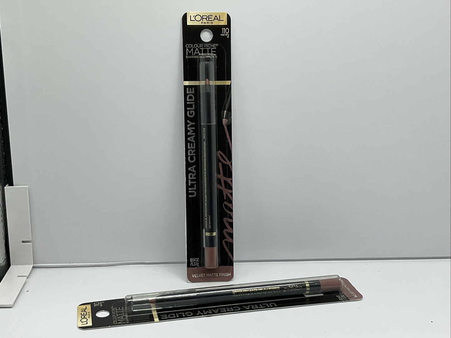L’Oréal Paris Colour Riche Matte Lip Liner - 110 Velvet Matte Finish - Set Of 2