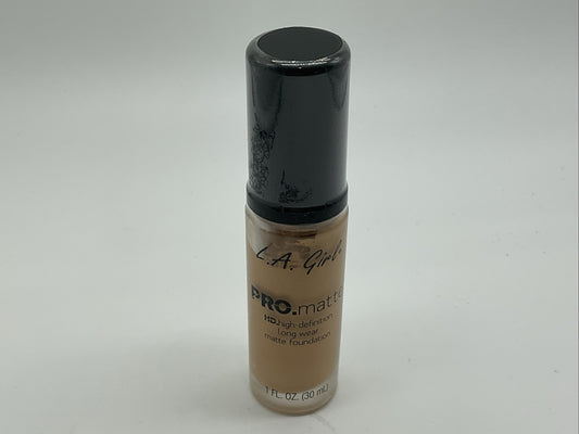 L.A. Girl Pro Matte High Definition LongWear Foundation 1oz - GLM677 Soft Honey
