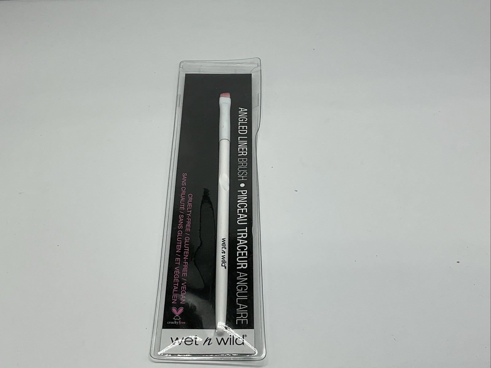 Wet N Wild - Angled Liner Brush Short With Innovative Fibers - Single