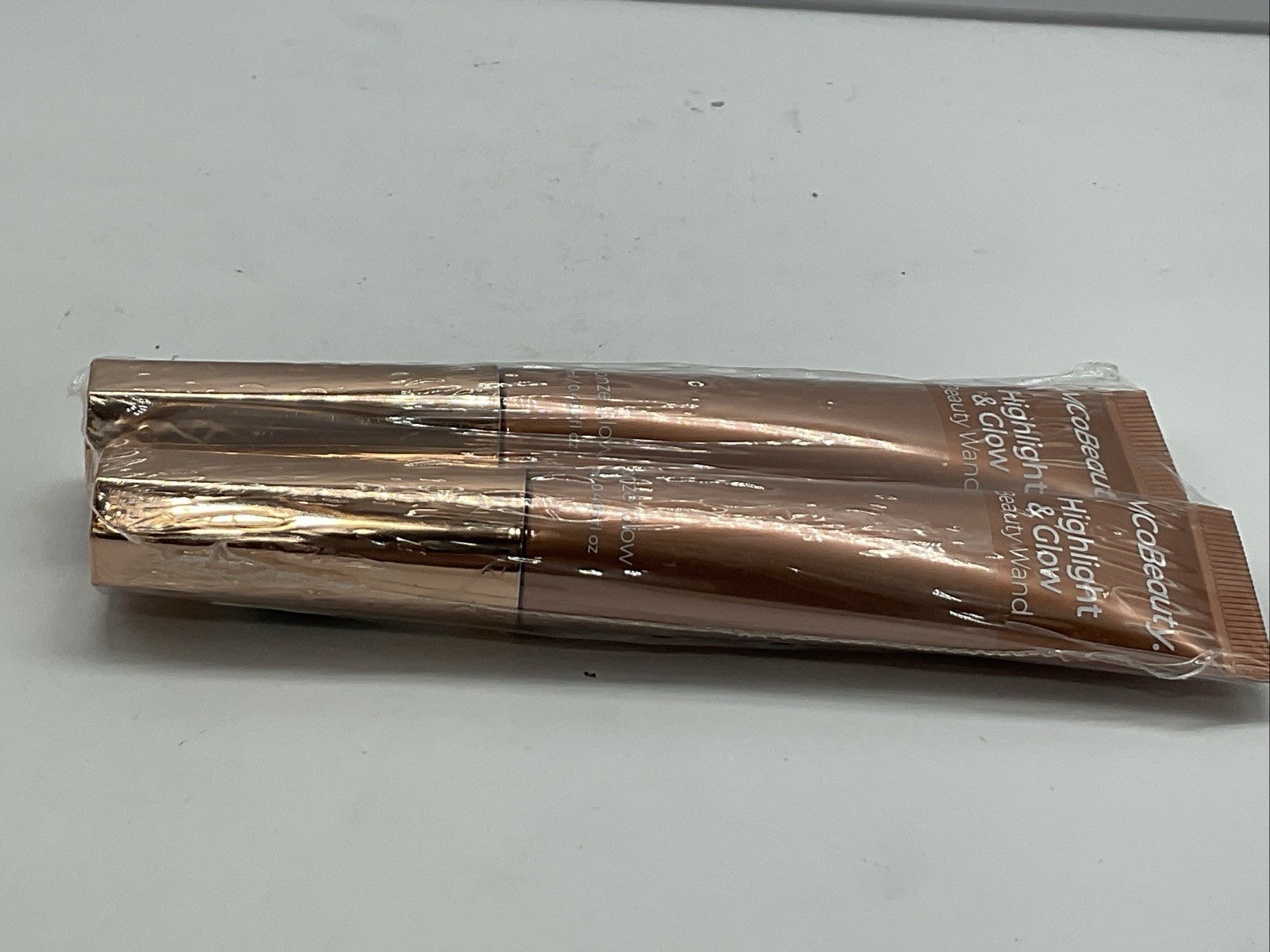 2 PACK - MCoBeauty Highlight & Glow Beauty Wand - Bronze Glow