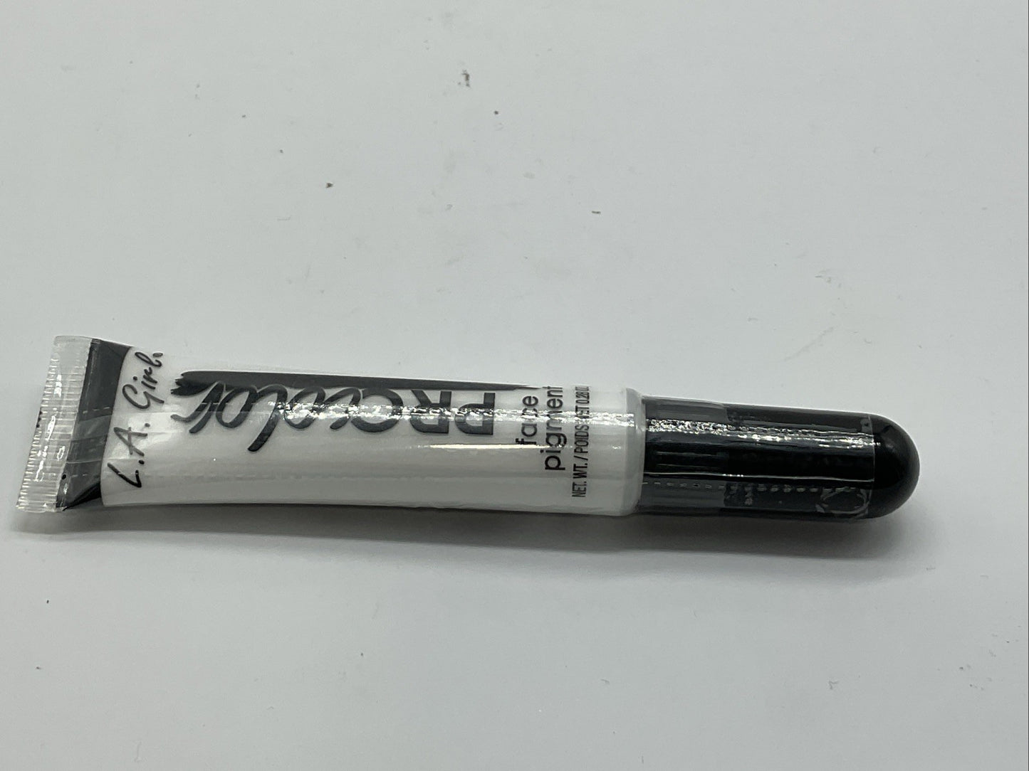 L.A. Girl Pro Color Face Pigment 0.28 oz - G97901 White