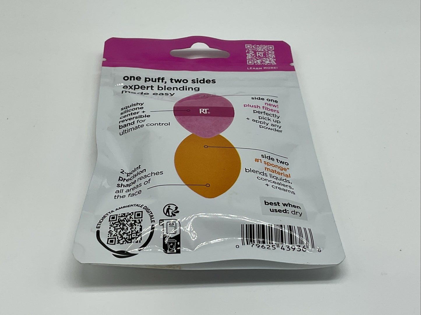 Real Techniques Miracle 2-In-1 Powder Puff 