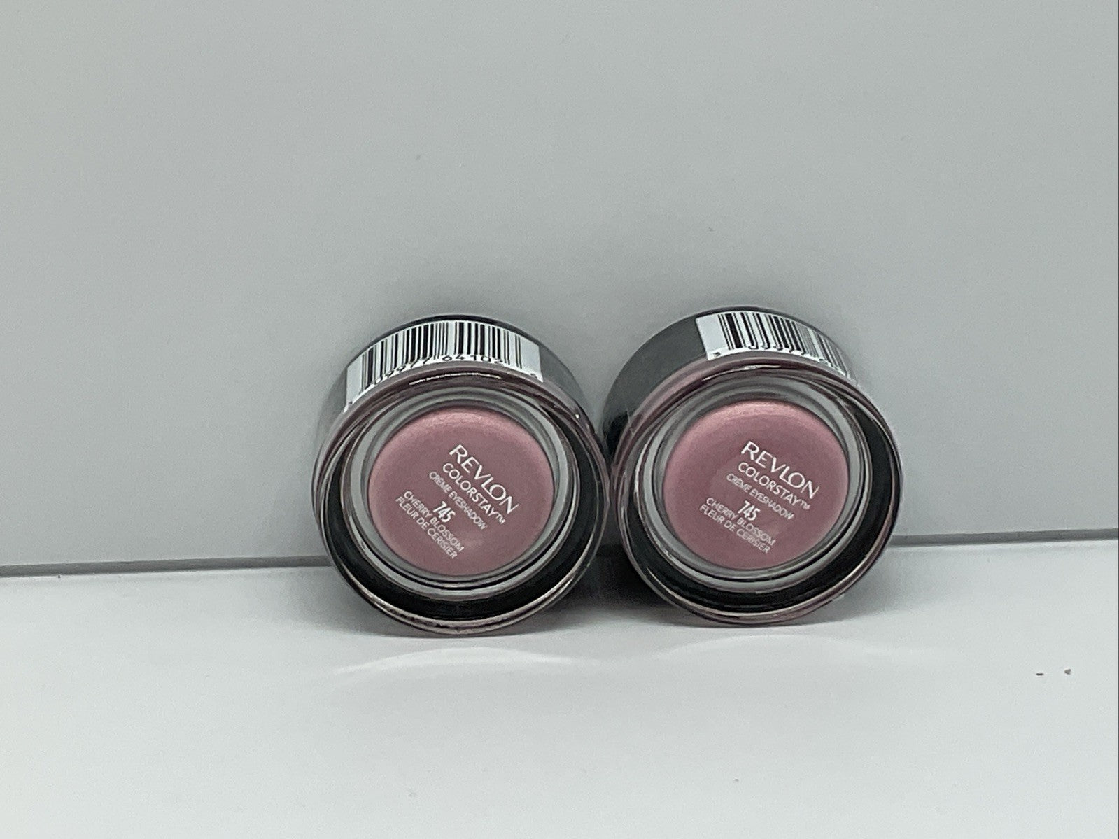 Revlon ColorStay Creme Eye Shadow 24 Hours -  745 Cherry Blossom - Set Of 2