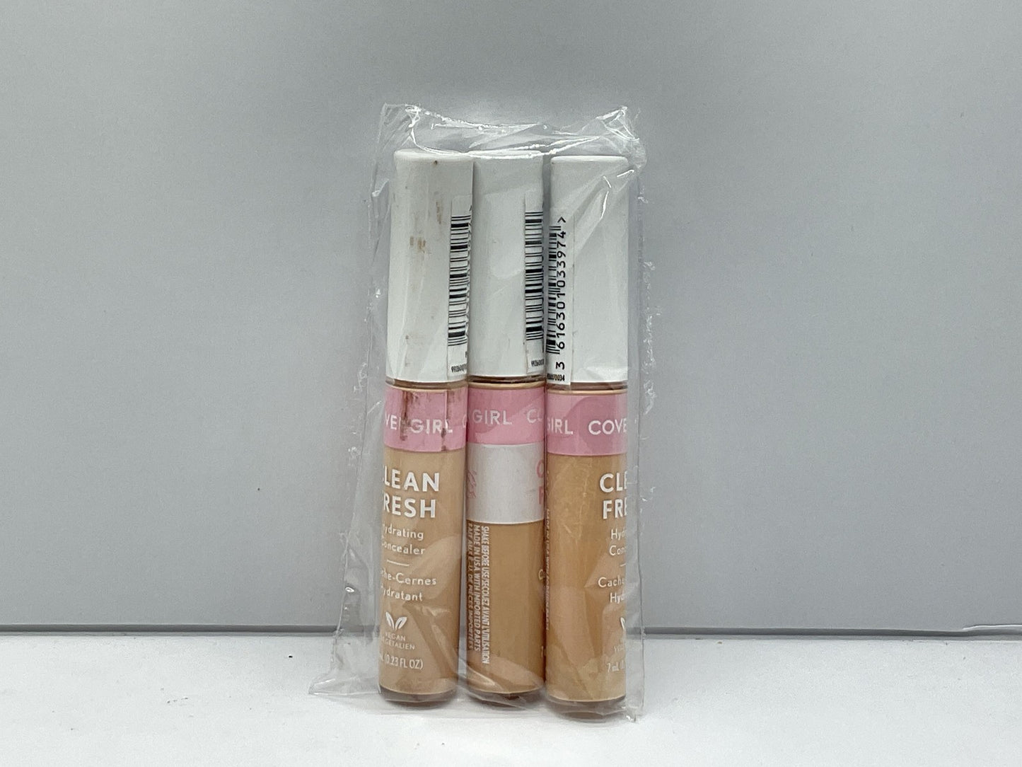 3 PACK - COVERGIRL Clean Fresh Hydrating Concealer, 320 Fair, 0.23 Fl Ounce
