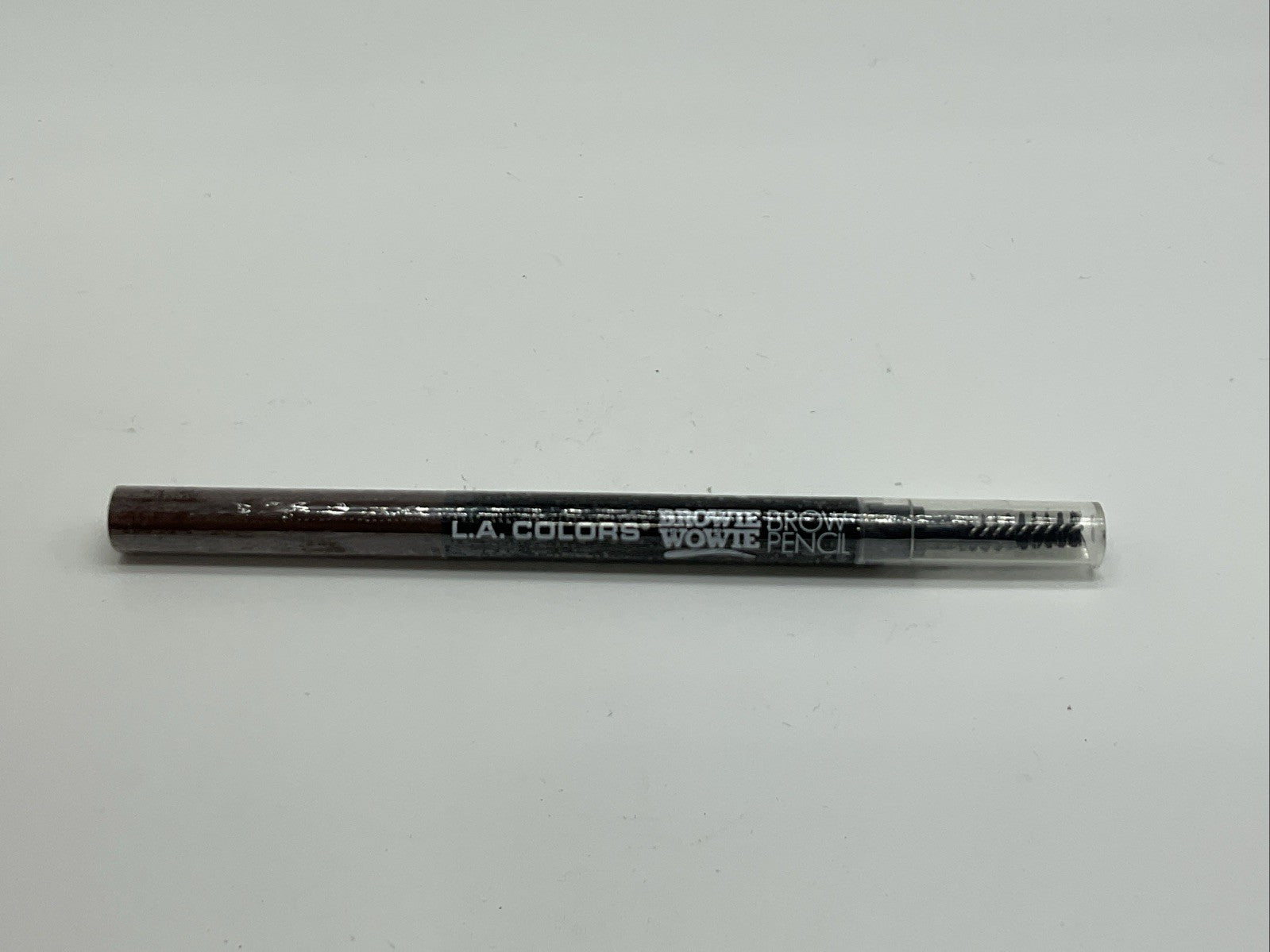 L.A. COLORS Browie Wowie Retractable Eyebrow Pencil - CB404 Warm Brown