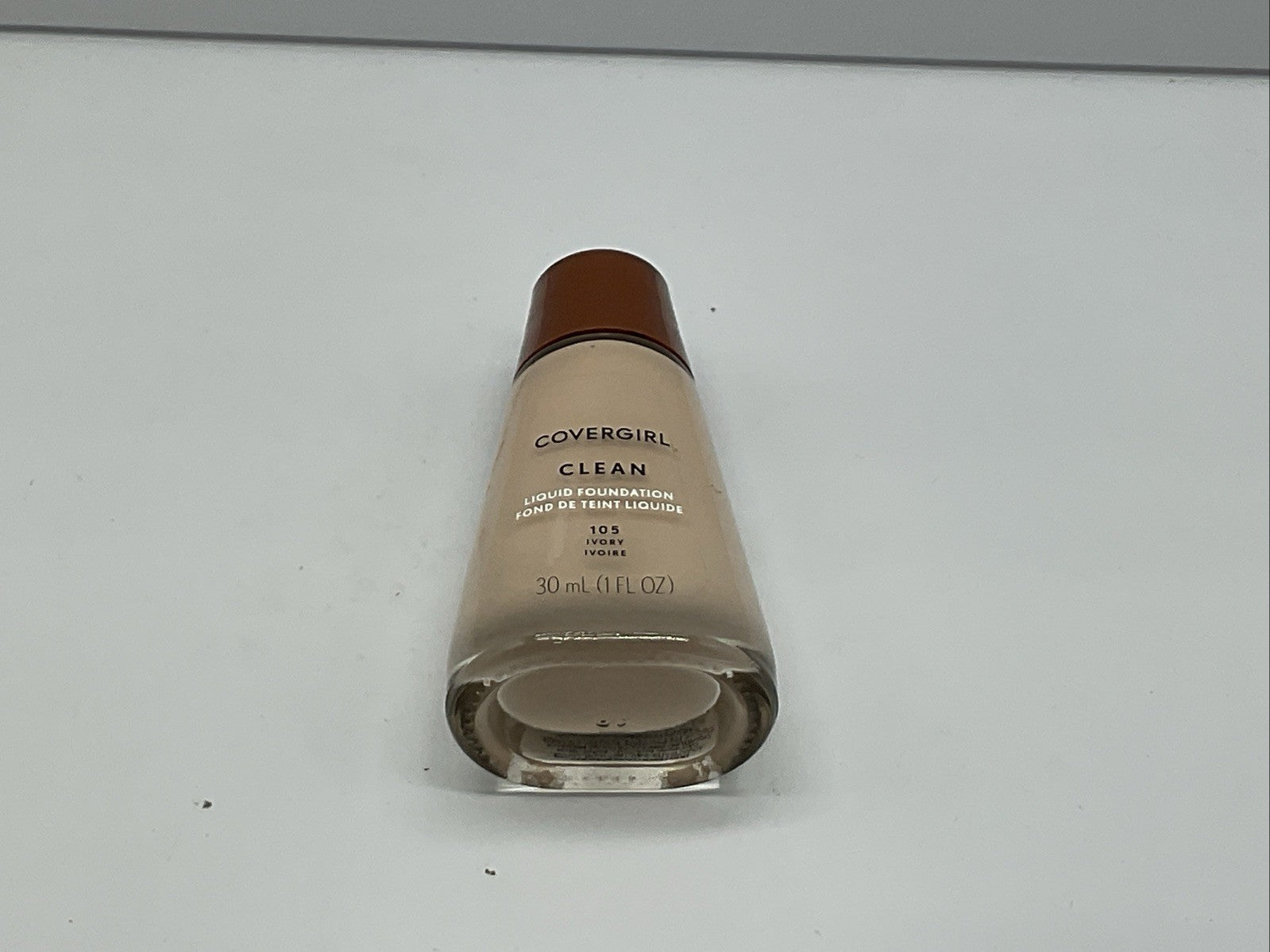Covergirl Clean Liquid Foundation - 105 Ivory - Single