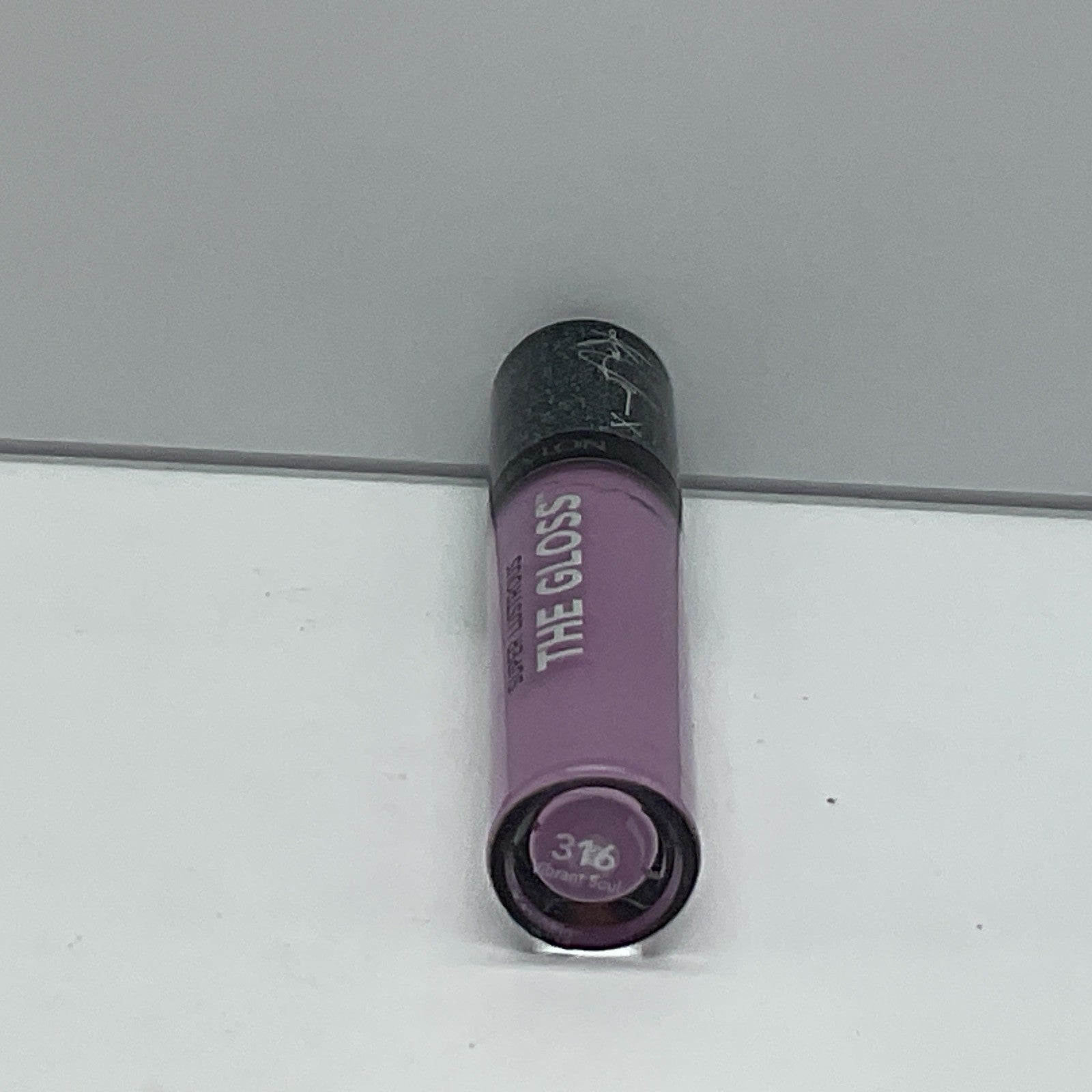 Revlon Ashley Graham Lip Collection Super Lustrous Gloss - 316 Vibrant Soul