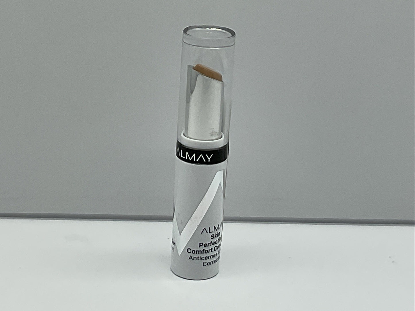 Almay Skin Perfecting Comfort Concealer Hypoallergenic - 220 Deep