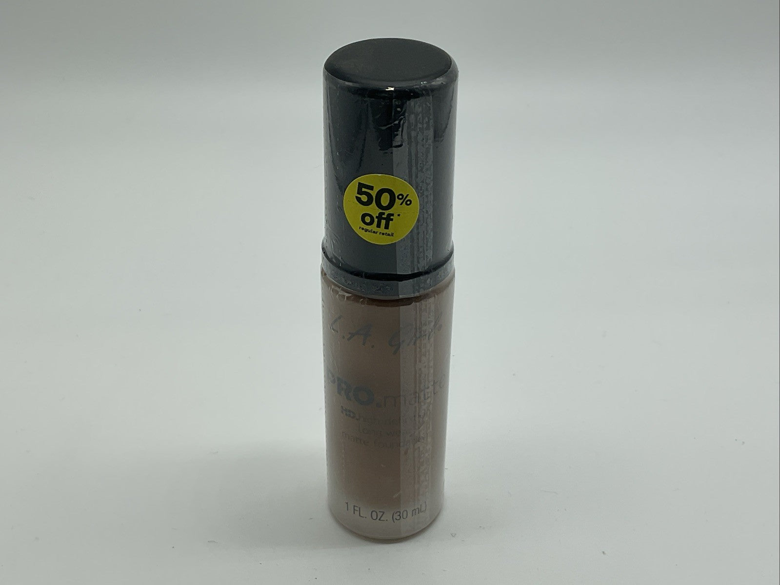 LA Girls Pro Matte High Definition Long Wear Liquid Foundation 1oz - Nutmeg