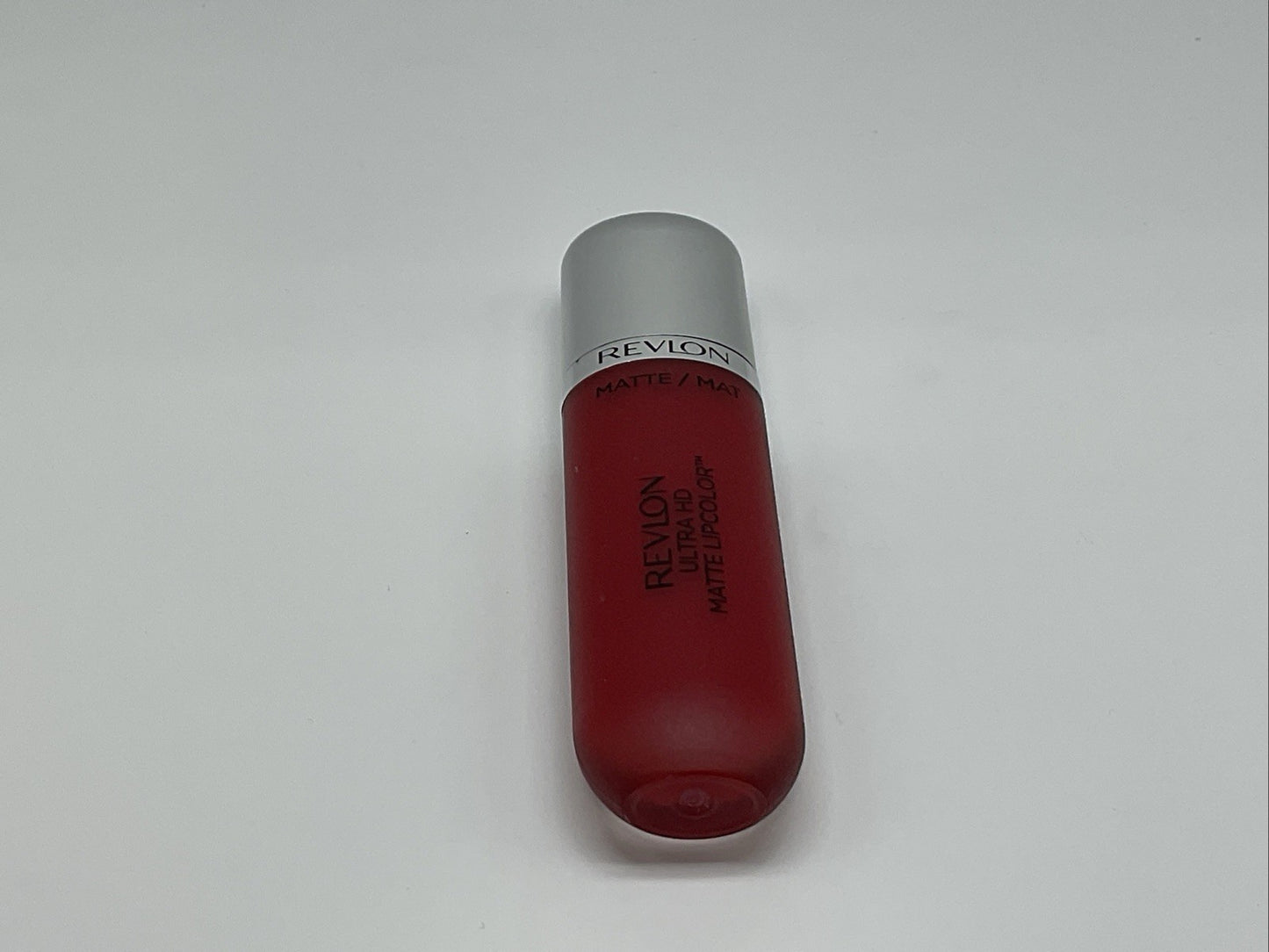 Revlon Ultra HD Matte Lipcolor, Liquid Lipstick - 660 Romance - Single