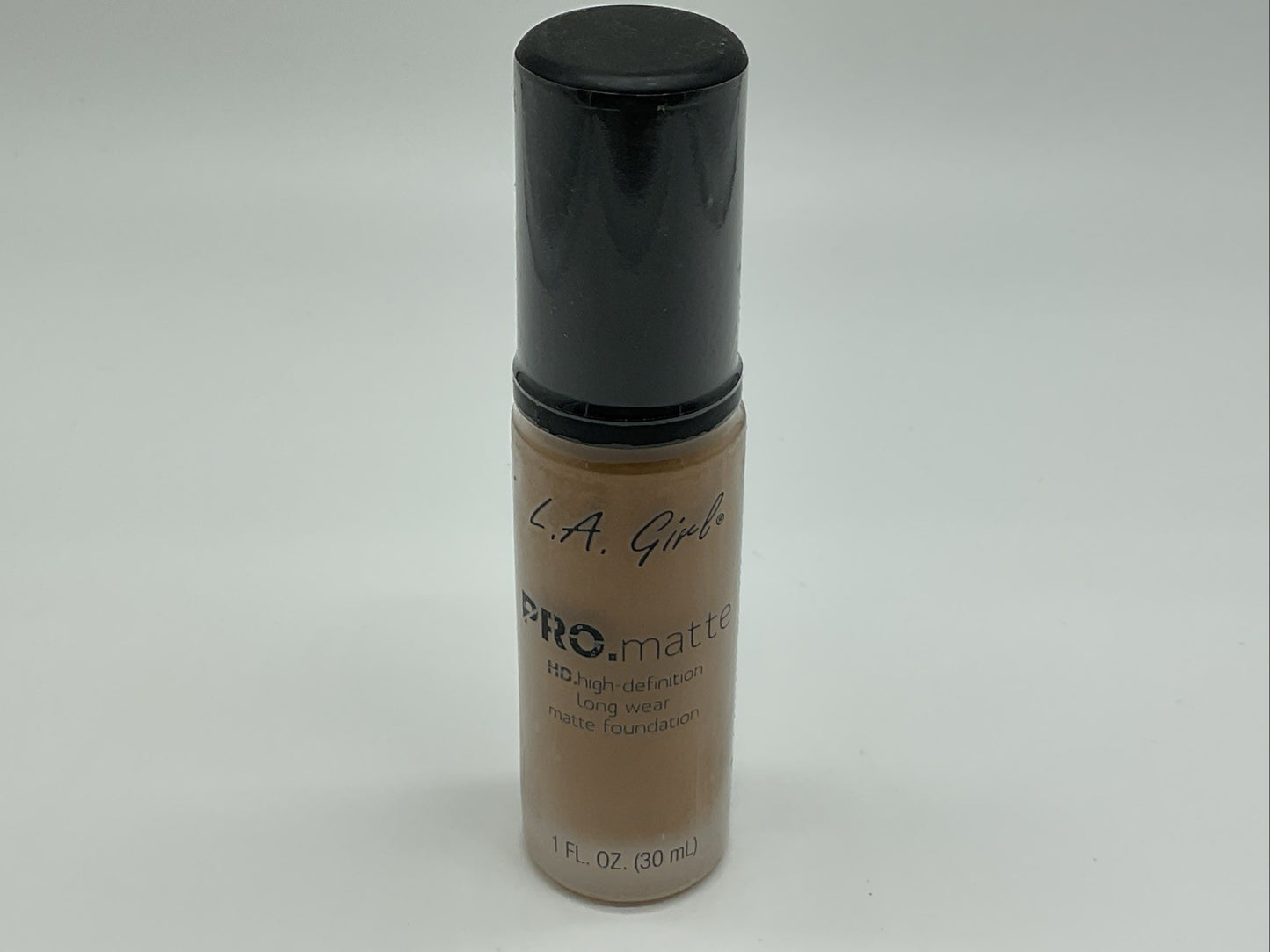 LA GIRL Pro Matte HD Long Wear Matte Foundation - GLM680 Golden Bronze