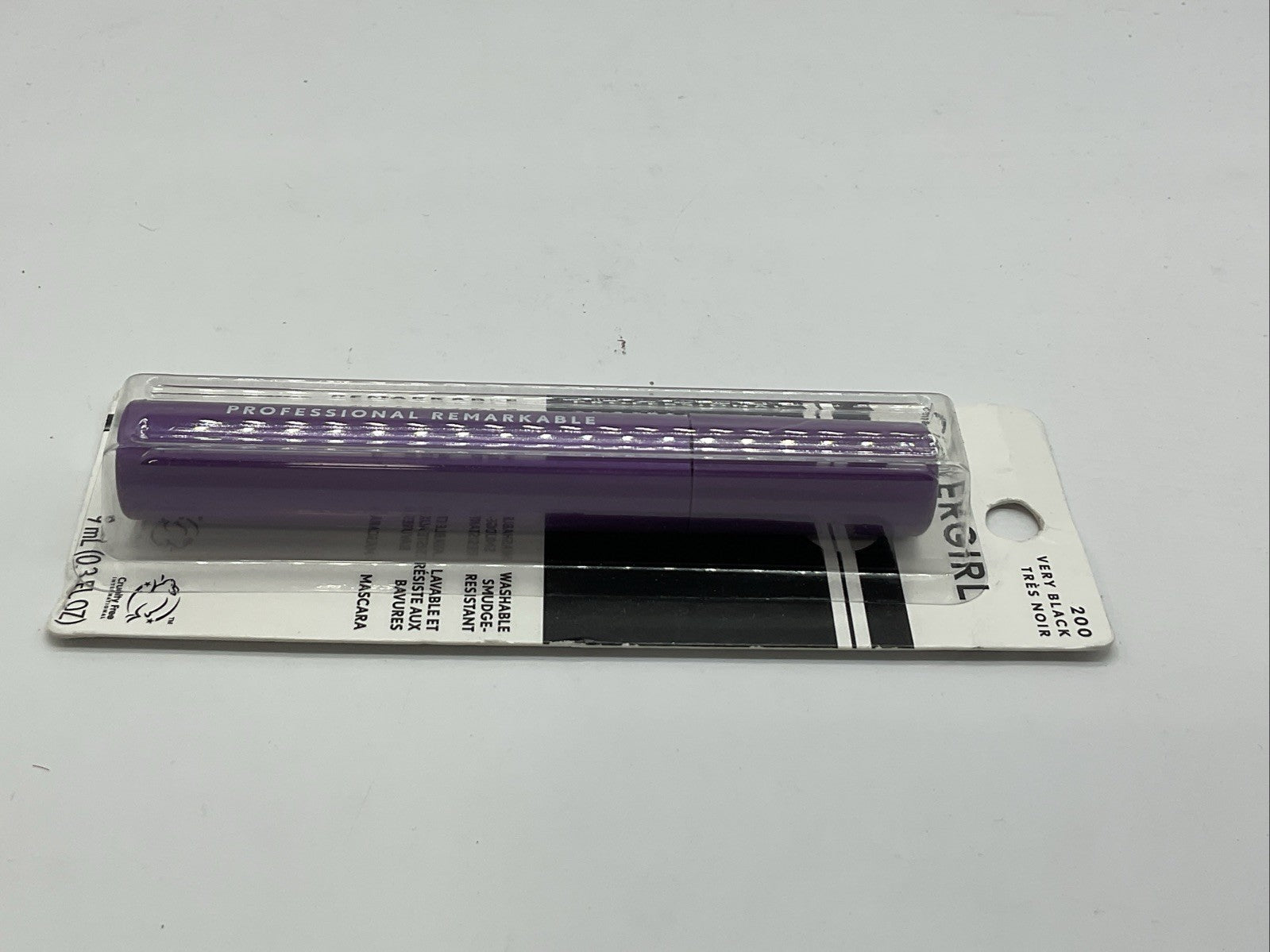 Covergirl Professional Remarkable Mascara - 200 Very Black