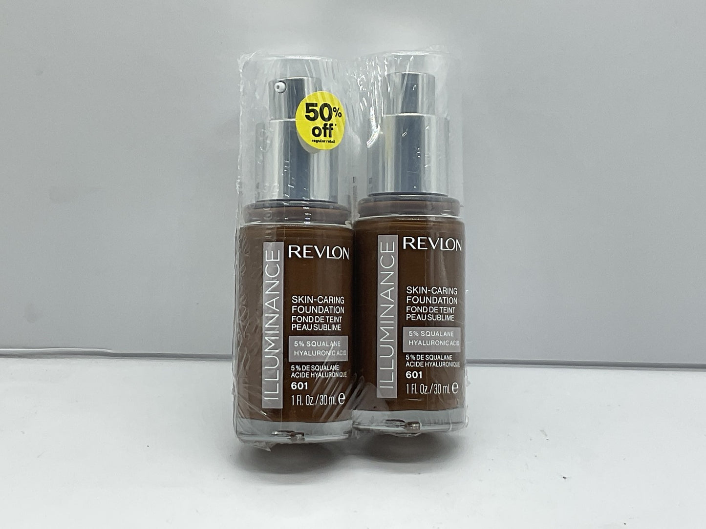 2 PACK - Revlon Illuminance SkinCaring Hyaluronic Acid Foundation 601 SoftNutmeg