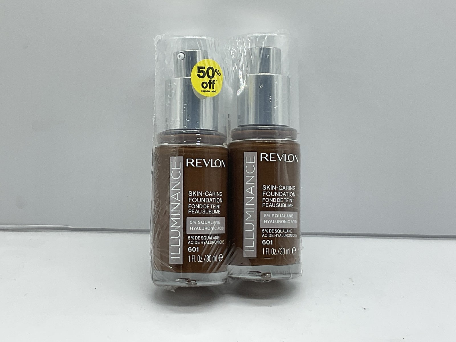 2 PACK - Revlon Illuminance SkinCaring Hyaluronic Acid Foundation 601 SoftNutmeg