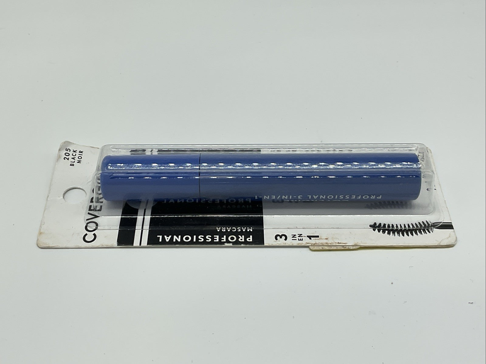 CoverGirl Professional 3-In-1 Curved Brush Mascara - 205 Black