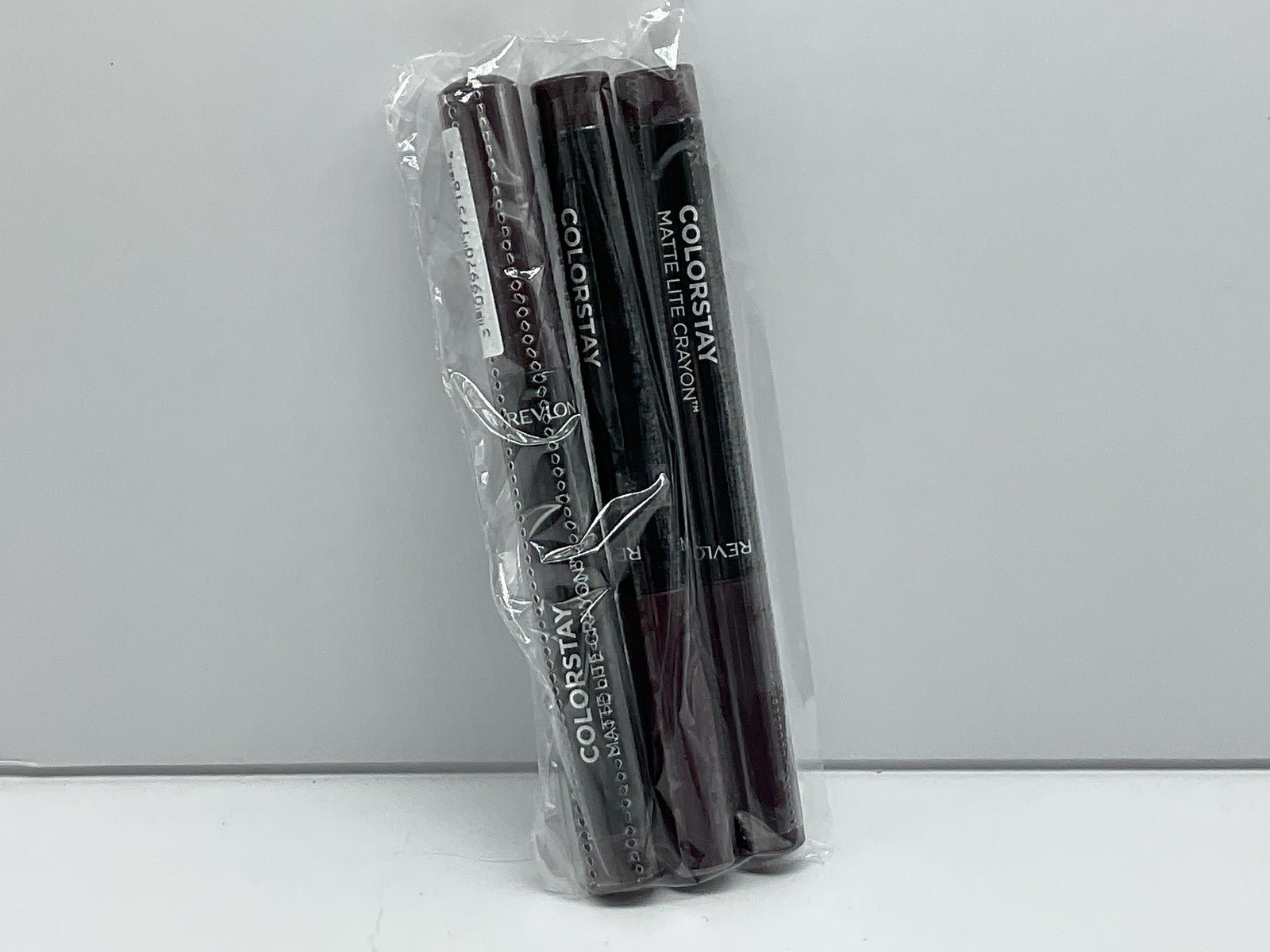 3 PACK - Revlon Matte Lite Lip Crayon 012 On Cloud Wine