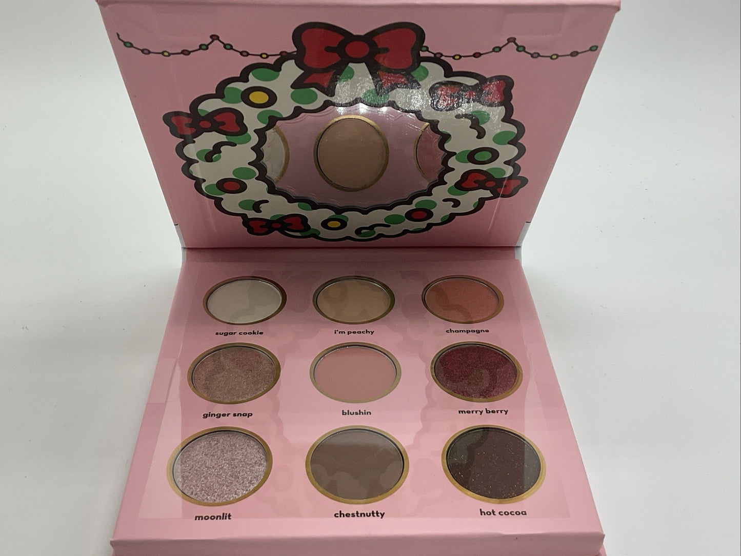 The Créme Shop x Hello Kitty And Friends Eyeshadow Palette - Snowy Sweethearts
