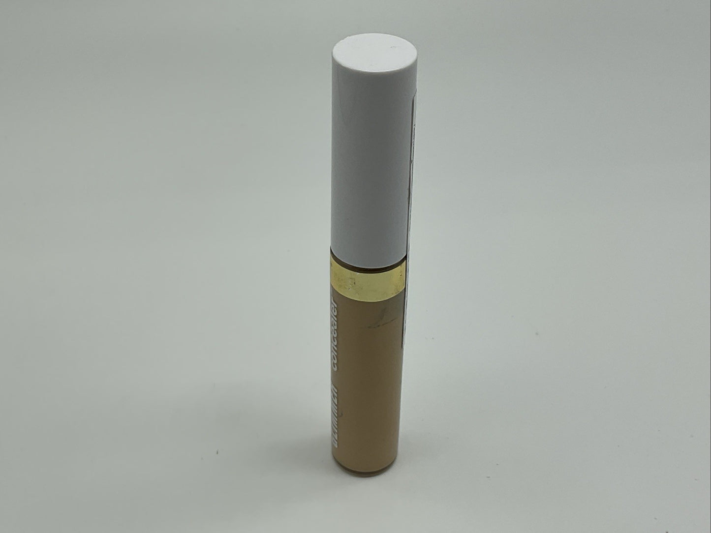 Revlon Glimmer Correcting Concealer - 115 Brightener