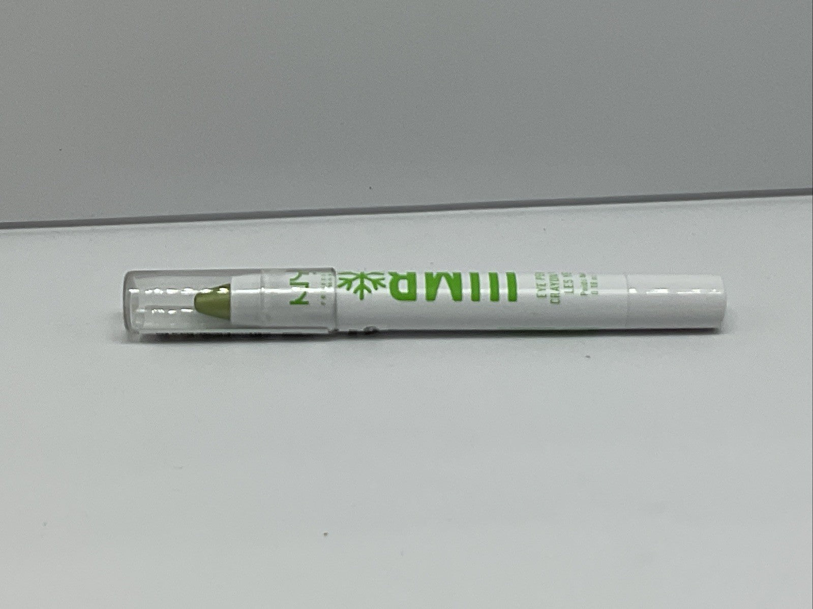 NYX Professional Makeup Jumbo Eye Pencil - H23JEPS01 Matcha - Single