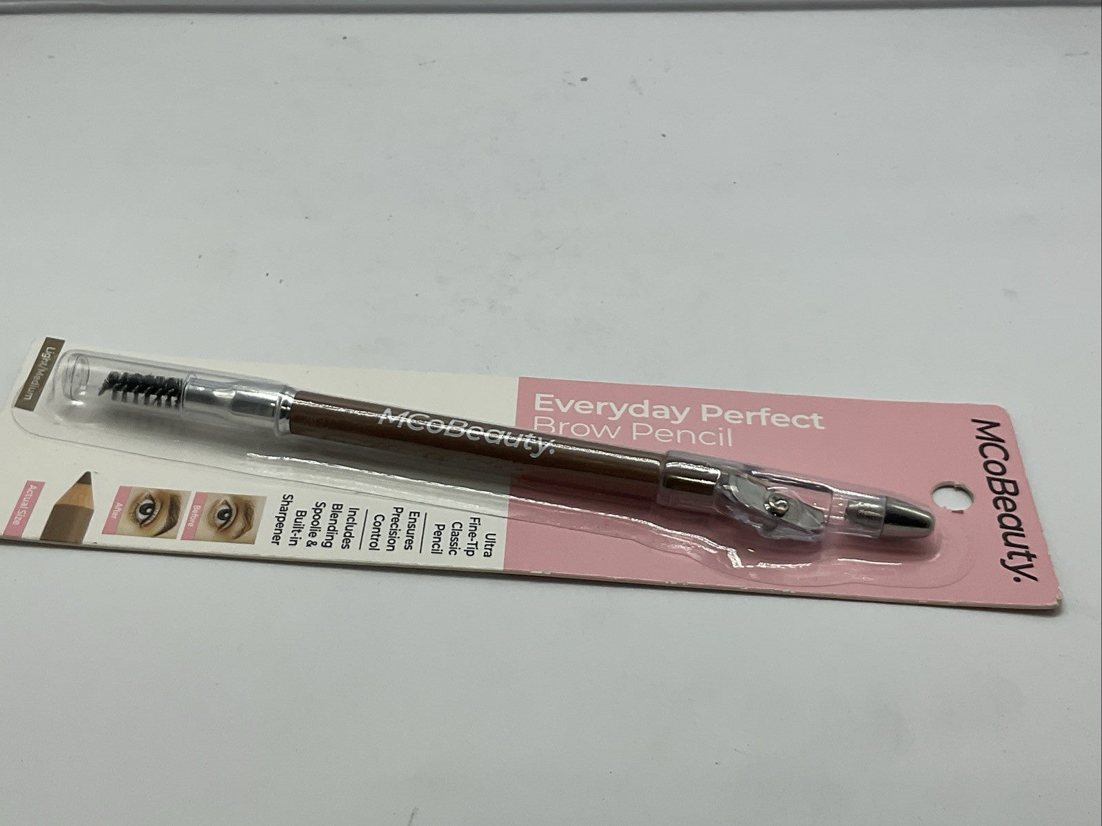 MCoBeauty Everyday Perfect - Light/Medium