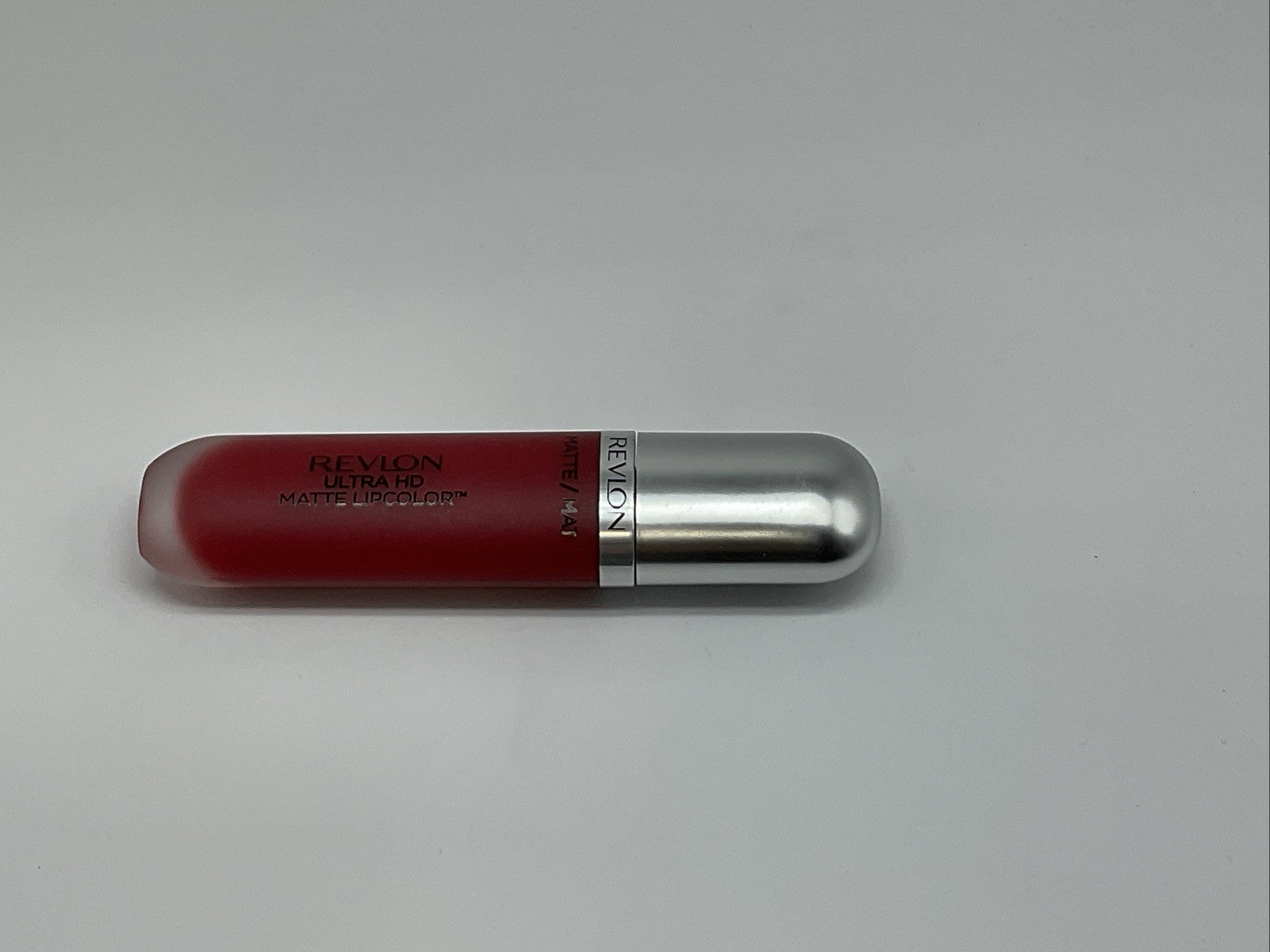 Revlon Ultra HD Matte Lipcolor, Liquid Lipstick - 660 Romance - Single