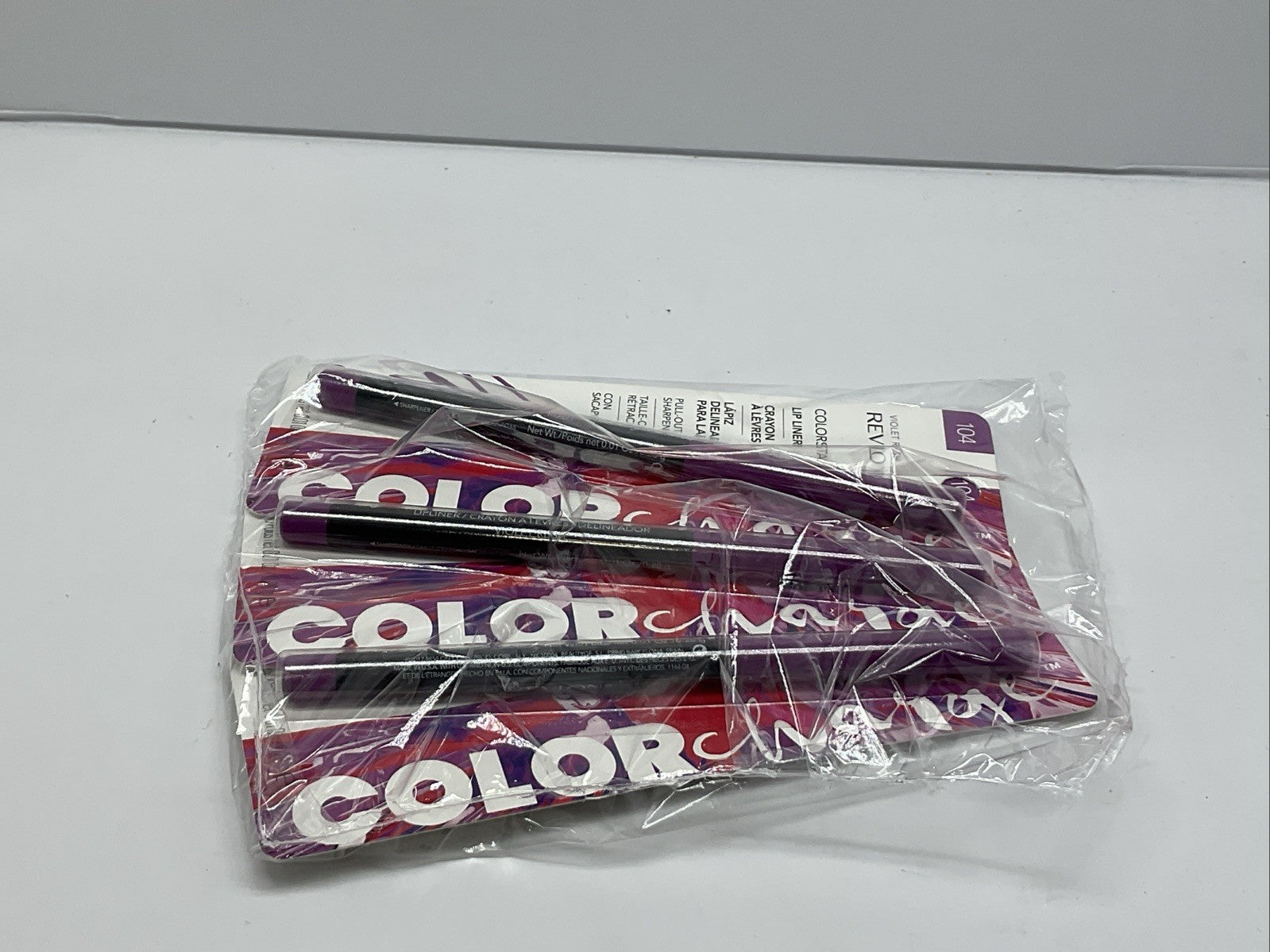 3 PACK - Revlon Colorstay lip liner with pull out sharpener 104 VIOLET RUSH