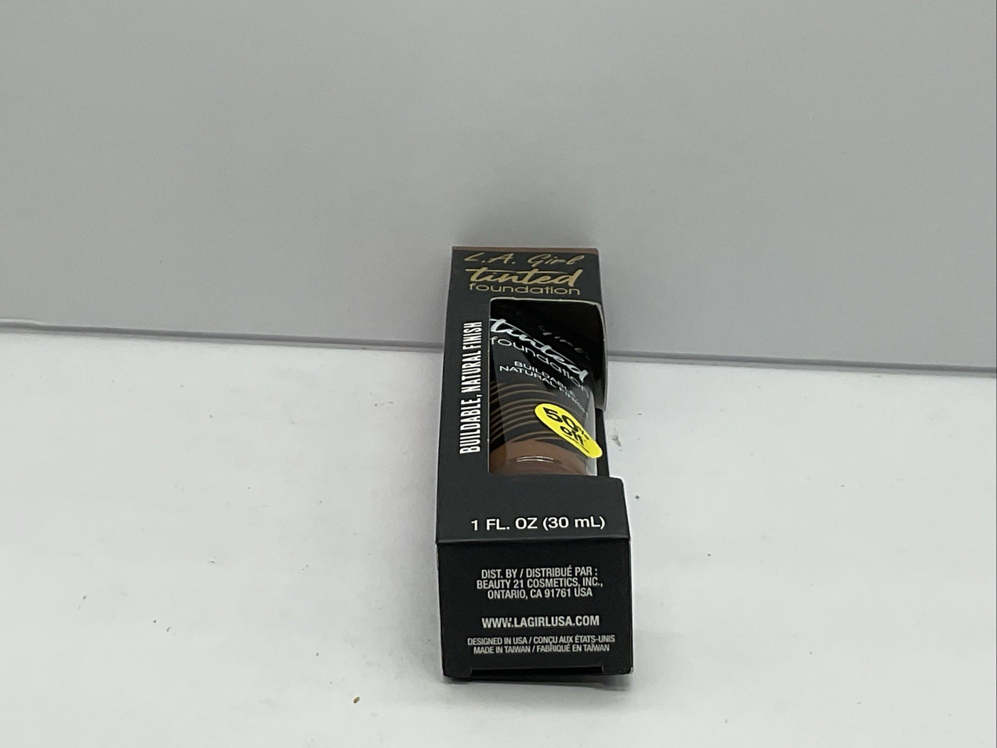 L.A. Girl Tinted Foundation - GLM768 Warm Sienna